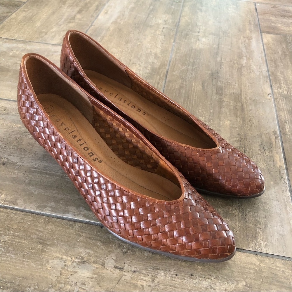 Revelations Vintage Brown Leather Woven Heels Size 7.5